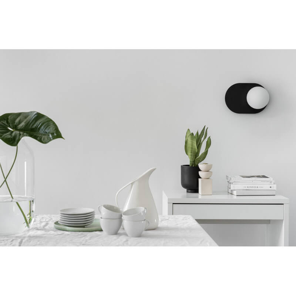 Salonowa lampa ścienna Hanea HA0120S0 kulista IP44 biała czarna