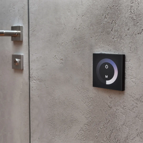 Włącznik dotykowy ze ściemniaczem do taśm LED 318596 czarny