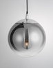 Kulista lampa wisząca Caleta do salonu chrom przydymiona