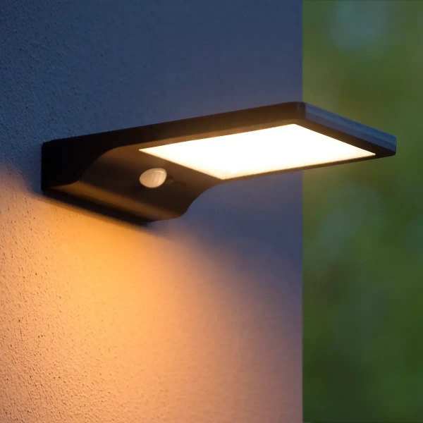 Ścienna lampa solarna BASIC 22862/04/30 IP44 czujnik ruchu czarna