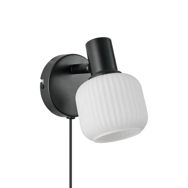 Regulowana lampa ścienna Milford 2412631003 szklana czarny