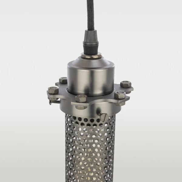 Wisząca lampa metalowa York P01284BK Cosmolight tuba czarna srebrna