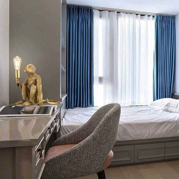 Stołowa lampa małpka Monkey ABR-KARD4-G dekoracyjna do sypialni złoty