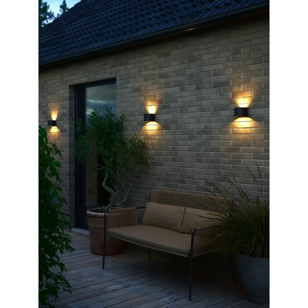 Lampa elewacyjna Milda 2418351003 LED 4,9W 3000K IP44 góra-dół czarny