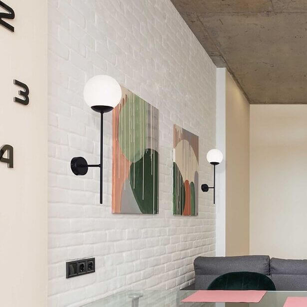 Nowoczesna lampa ścienna Savoy K-4926 czarna sypialniana kula