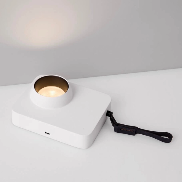 Lampka nocna PARINAS LE44507 LED 3W 3000K metalowa biała czarna