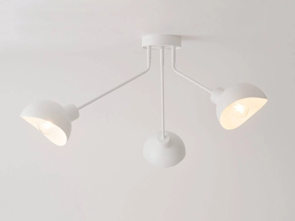 Biała lampa sufitowa Roy nad łóżko do sypialni metalowa