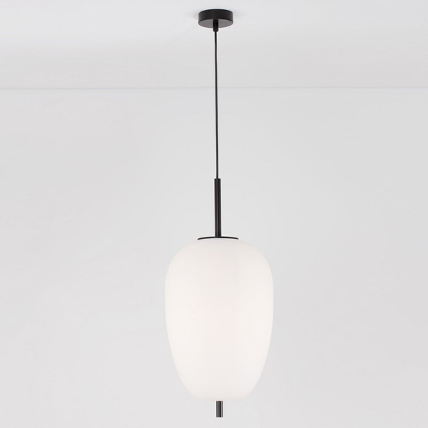 Czarna lampa wisząca Marc LE42720 szklana kula ball do pokoju loftowa