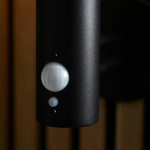 Elewacyjna lampa Tarrow 106467 LED 1,7W 3000K czujnik PIR IP44 czarna