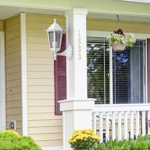 Lampa na elewację metalowa VELENCE 8203 szklana IP43 przezroczysta biała