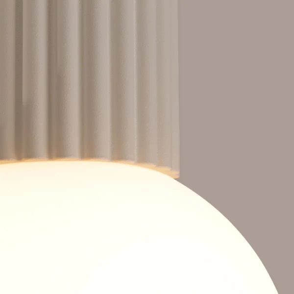 Łazienkowa lampa sufitowa HALO SL.1718 kulista IP44 biała kaszmirowa