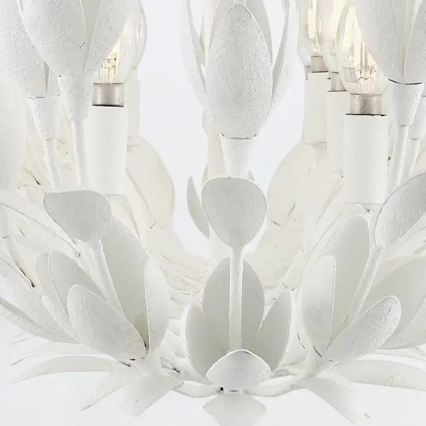 Żyrandol do salonu Flora QN-FLORA10-WHT kwiaty na łańcuchu biały