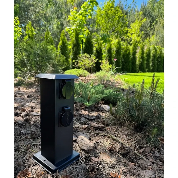 Elektryczny słupek z gniazdkami Nesto 8319 SuperLED 4 gniazka IP44 czarny