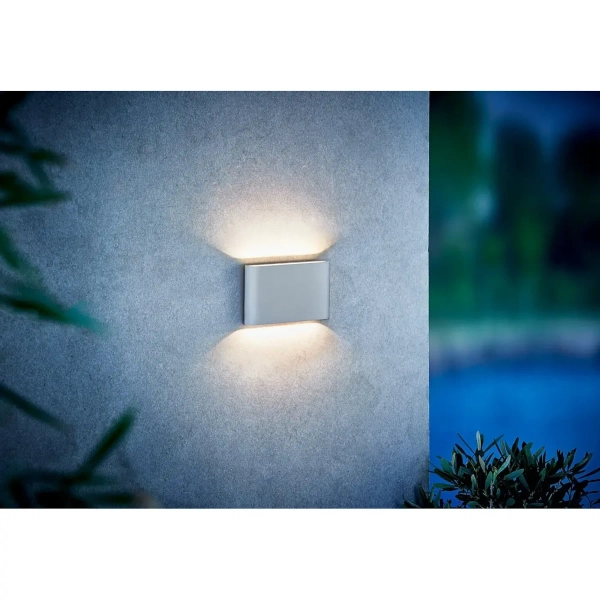 Minimalistyczny kinkiet ogrodowy Kinver 84181001 LED 8,5W 3000K IP54 biały
