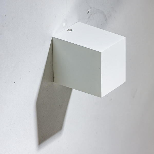 Natynkowa lampa Rimini AZ4313 IP54 kostka outdoor biała