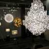 Glamour lampa wisząca Monarque na łańcuchu nad łóżko chrom