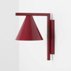 Metalowa lampa ścienna do jadalni Form 1108C15 Aldex stożek czerwony