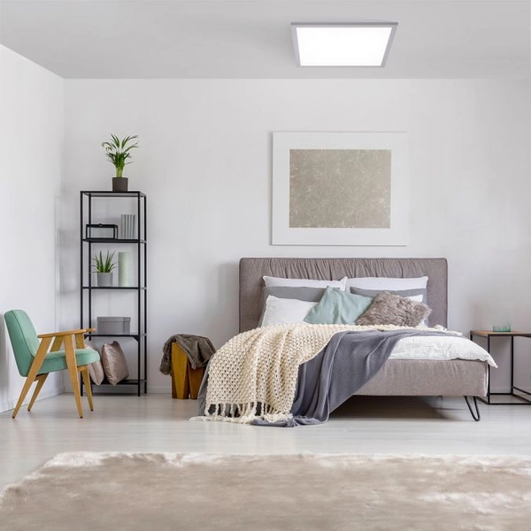 Lampa sufitowa 14755-21 LED 22W z pilotem kwadratowa biała