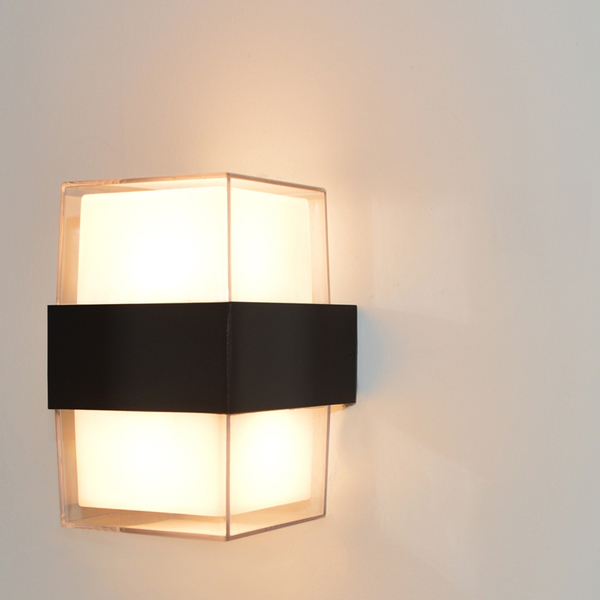 Elewacyjna lampa ogrodowa Marti OWL-4682-4K Italux LED 10W 4000K IP54 czarna
