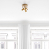 Złota lampa sufitowa Correct ruchome reflektorki nad łóżko