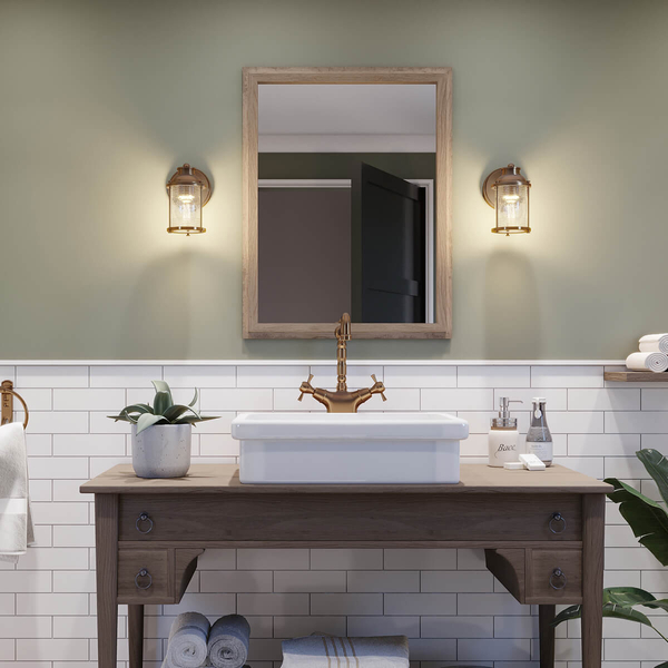 Zewnętrzny kinkiet ścienny Ashland Bay QN-ASHLANDBAY1-NBR-BATH Quintiesse IP44 mosiądz