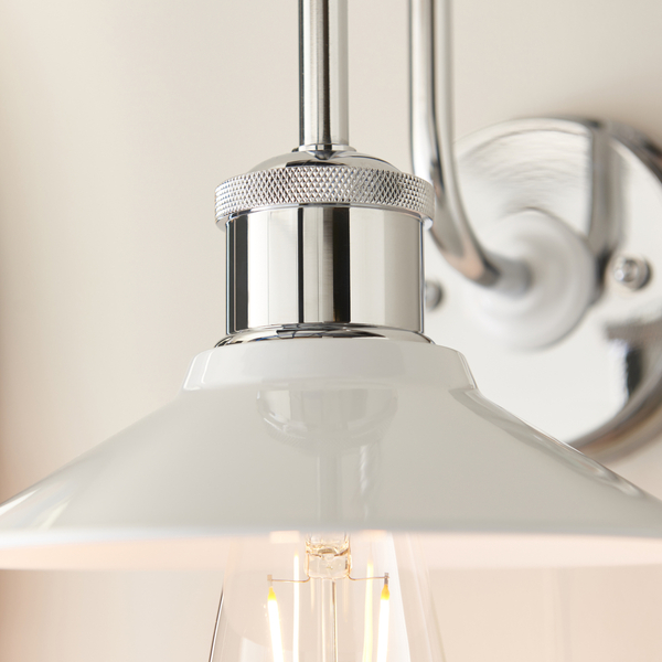 Łazienkowy kinkiet L&-195508 Light& z włącznikiem IP44 biała chrom