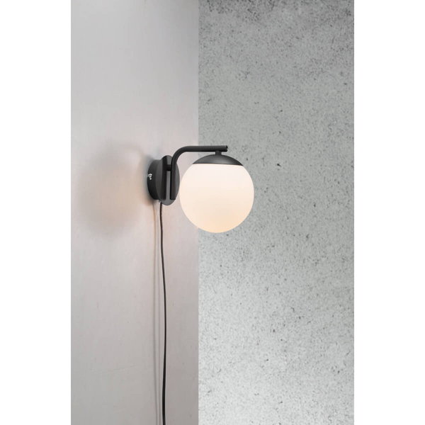 Ścienna lampa do salonu Grant 47091003 szklana kula czarny