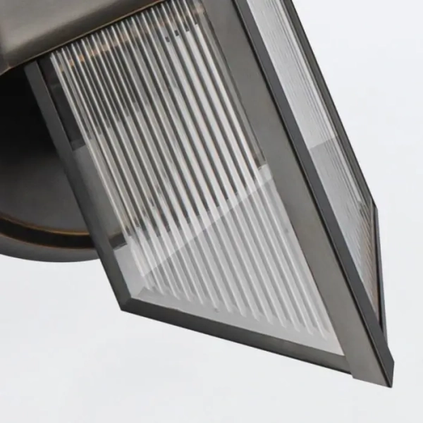 Podłużny kinkiet na ścianę Cairo QN-CAIRO-1WB-UBZ-CR żebrowany czarny