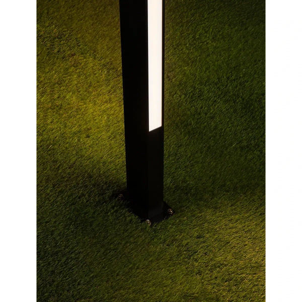 Zewnętrzna lampa stojąca CARMIZO LE75108 LED 17W 3000K IP65 czarny