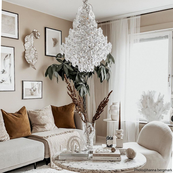 Glamour lampa wisząca Monarque na łańcuchu nad łóżko chrom