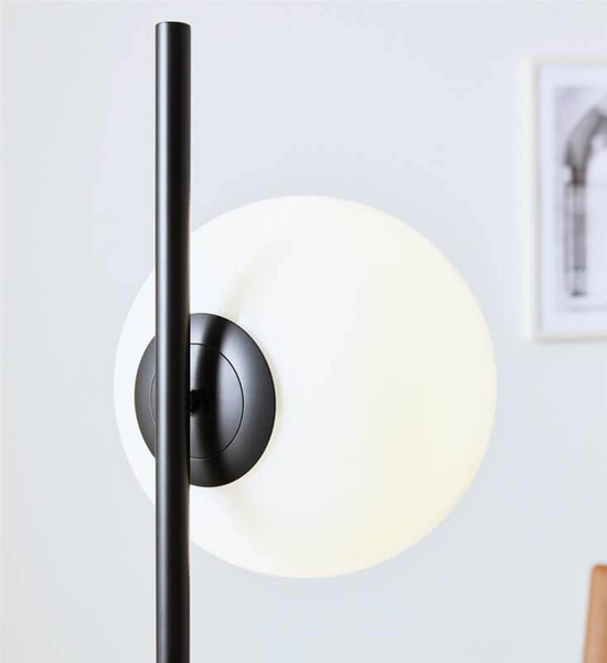 Salonowa lampa podłogowa Dione loft kula biała czarna