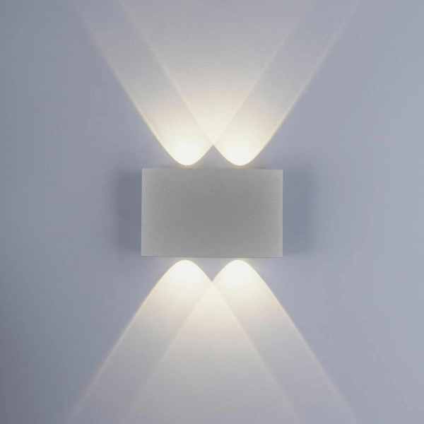 Srebrna lampa ogrodowa Carlo LED 3,2W 3000K zewnętrzny kinkiet