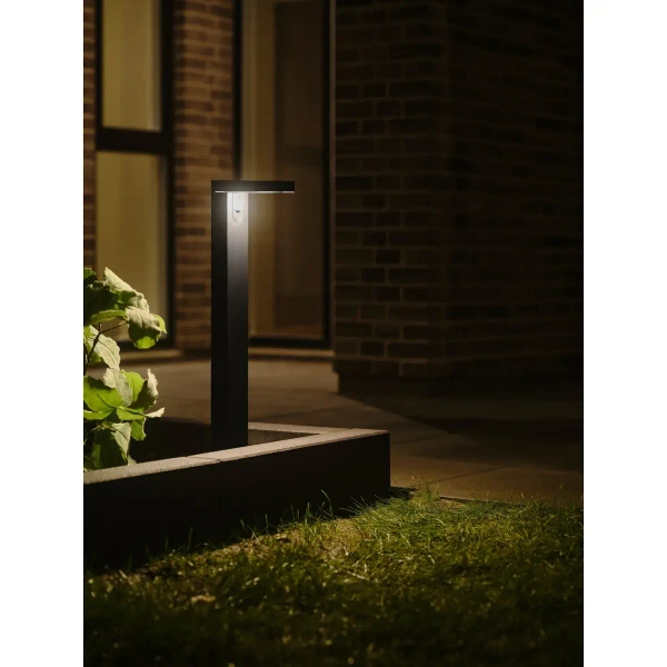 Solarny słupek ogrodowy RICA 2118178003 na taras IP44 czarny