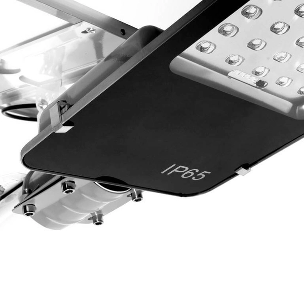 Latarnia uliczna 945 Domeno LED 300W 6000K IP66 panel solarny metalowa