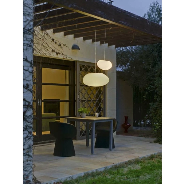 Zewnętrzna lampa wisząca PETRA kulista do ogrodu IP44 biała