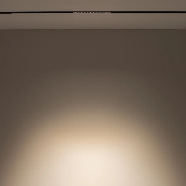 Lampa do szynoprzewodu magnetycznego 10144 LED 9W 3000K czarna