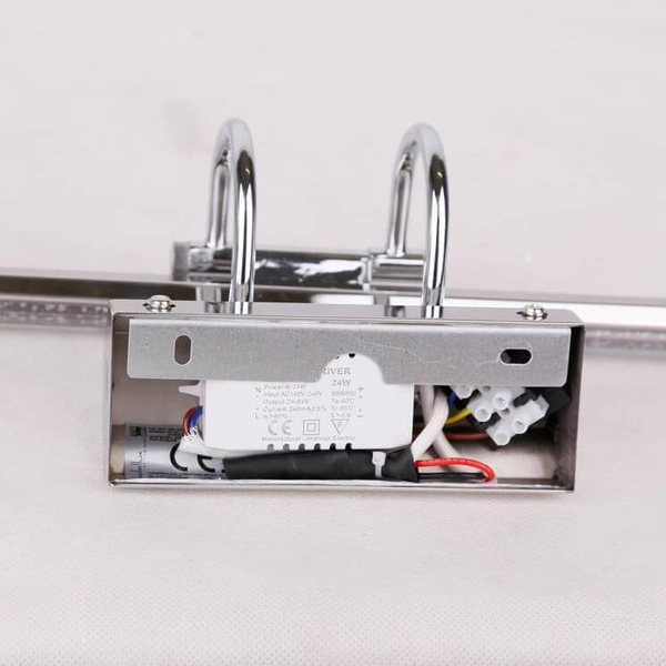 Regulowany kinkiet nad lustro Gizel 20-32591 LED 7W 6500K chrom