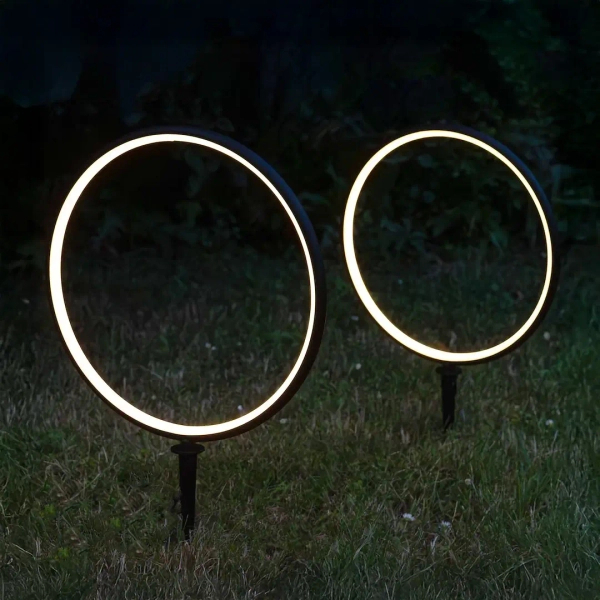 Pierścieniowa wbijana lampa ogrodowa Rings EKO2360 LED 3W 3000K IP54 czarny