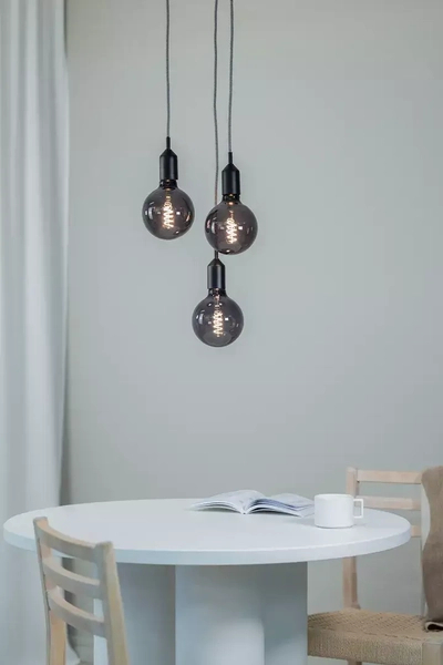 Czarna lampa wisząca Bronx oprawki na żarówki nad stół
