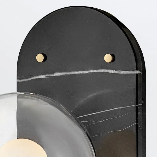 Kulista lampa ścienna Gilda QN-GILDA-WB1-BK szklana kula mosiądz czarny