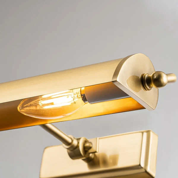 Klasyczna lampa ścienna Winchfield WINCHFIELD-PLM-AB nad lustro mosiądz