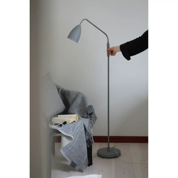 Ledowa lampa podłogowa Patro 108888 LED 4,9W 3000K regulowany szary