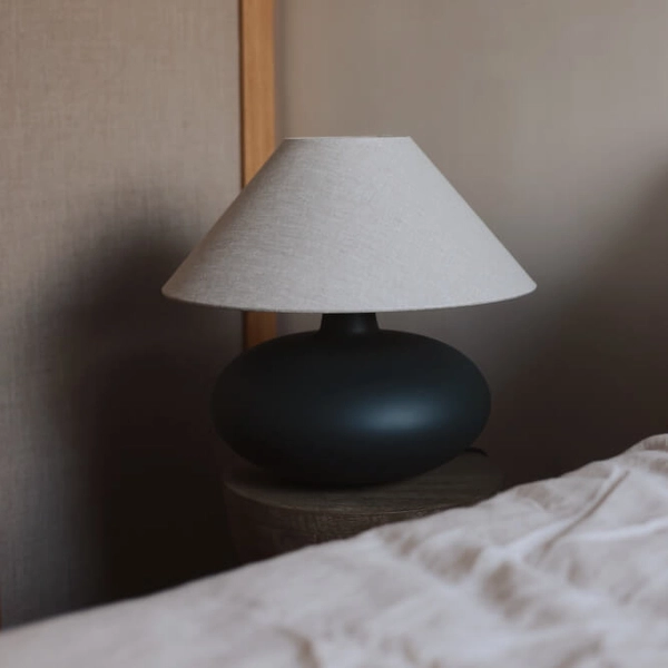 Lampa na stolik abażurowa SAWA 41130107 Kaspa do salonu czarny szary len