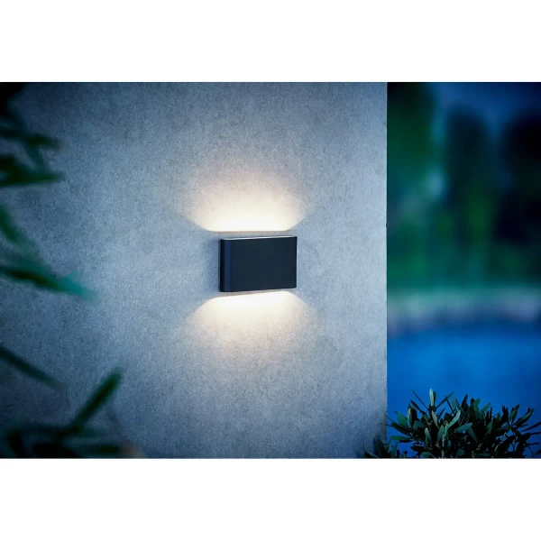 Zewnętrzna lampa ścienna KINVER 84181003 LED 8,5W 3000K IP54 czarny