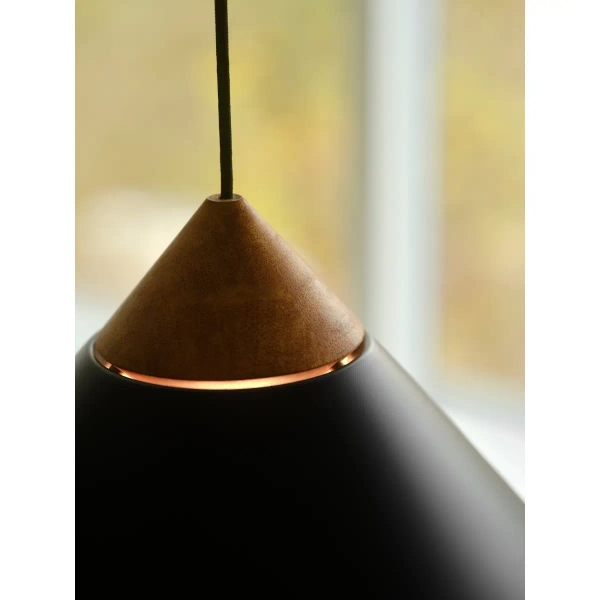 Nowoczesna wisząca lampa Kinto 2520083003 stożek drewniany czarny