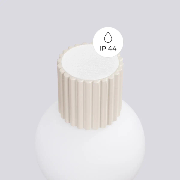 Kulista lampa ścienna HALO SL.1717 do łazienki IP44 beżowa biała
