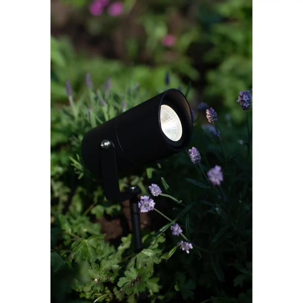 Stojąca lampa ogrodowa Garden 24 LED 6,2W 3000K czarna regulowana