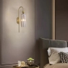 Bursztynowy kinkiet Piega podłużna szklana lampa nad lustro