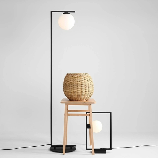 Minimalistyczna lampa stojąca Zac 1038A1_1 czarna biała