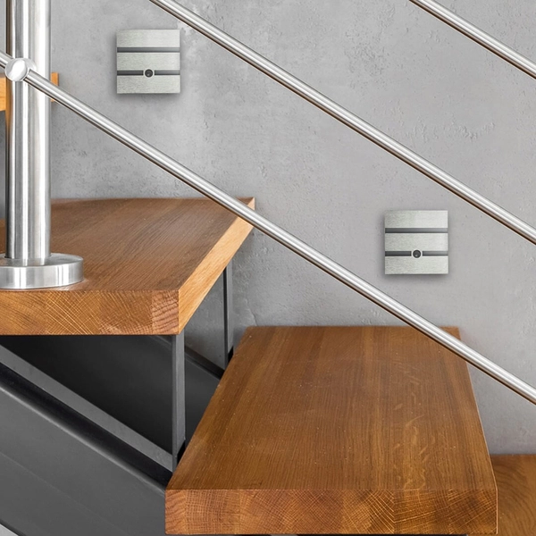 Lampa schodowa z czujnikiem Vox EKS1510 LED 0,6W 4000K biała srebrna